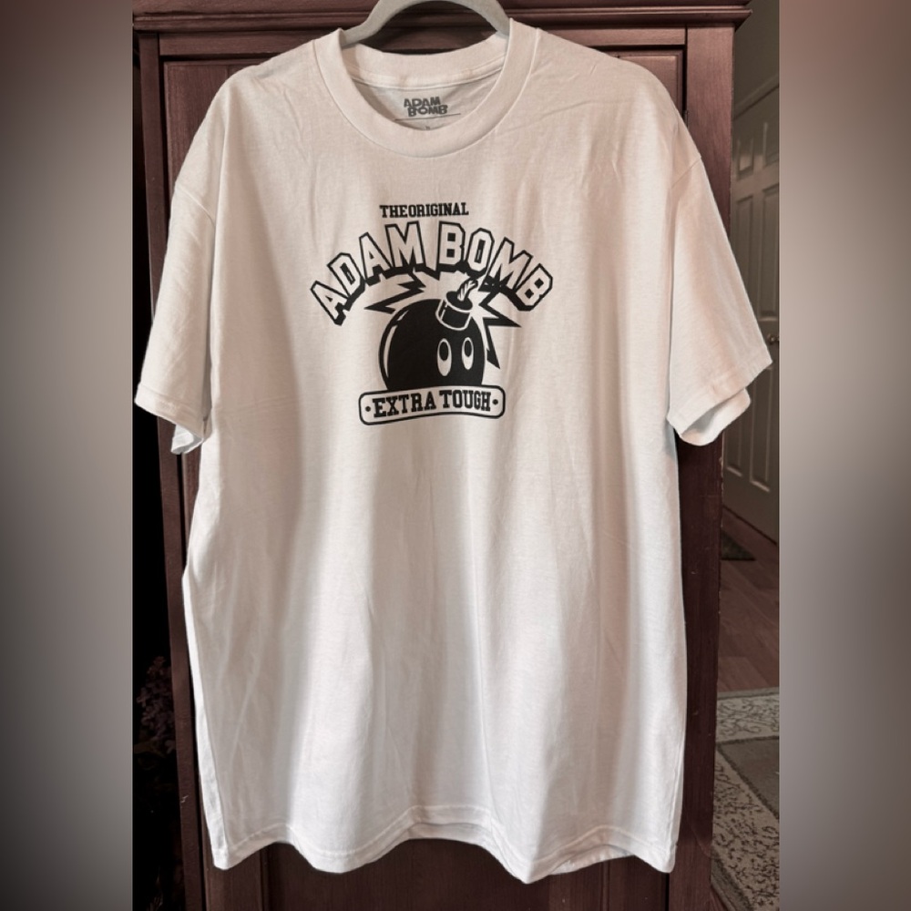 The Hundreds White Adam Bomb Short Sleeve Tee size XL NEW